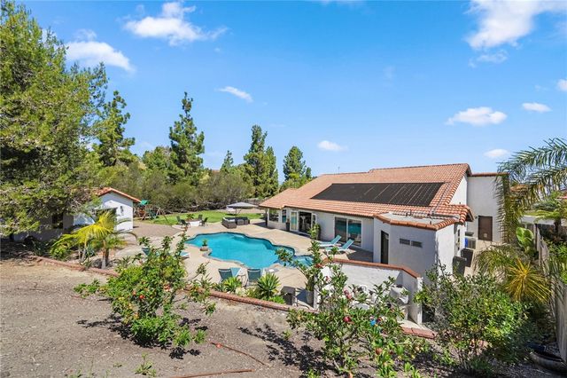 5006 Sunrose Court, Oceanside, CA 92056
