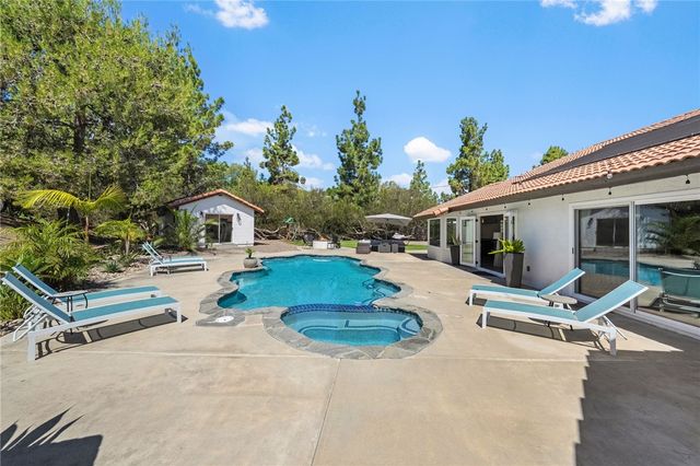 5006 Sunrose Court, Oceanside, CA 92056
