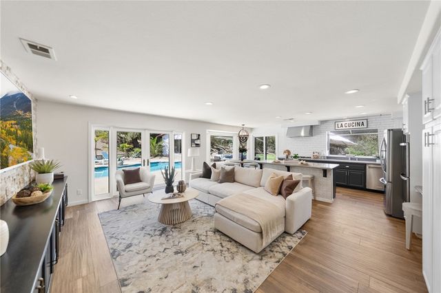 5006 Sunrose Court, Oceanside, CA 92056