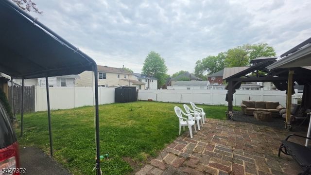 115 Hawthorne St, Roselle Boro, NJ 07203