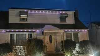 115 Hawthorne St, Roselle Boro, NJ 07203