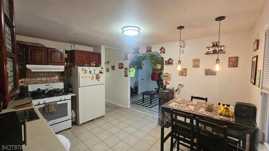 115 Hawthorne St, Roselle Boro, NJ 07203 — photo 3