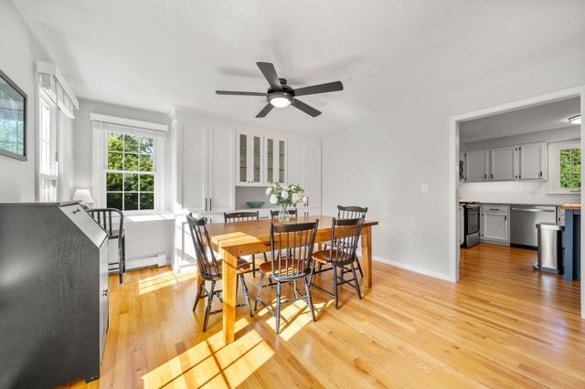 11 Daniel Teague Dr, Rockland, MA 02370