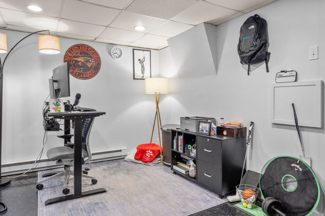 11 Daniel Teague Dr, Rockland, MA 02370