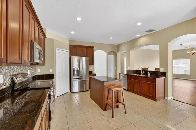 11543 ADDISON CHASE DRIVE, Riverview, FL 33579