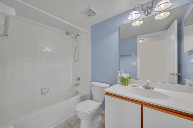 2427 TACK ROOM LANE 8, Orlando, FL 32812