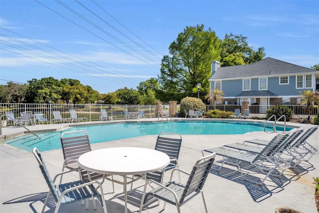 Image 26 of property listing at 2427 TACK ROOM LANE 8, Orlando, FL 32812