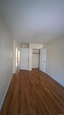 2471 B crotona, Bronx, NY 10458