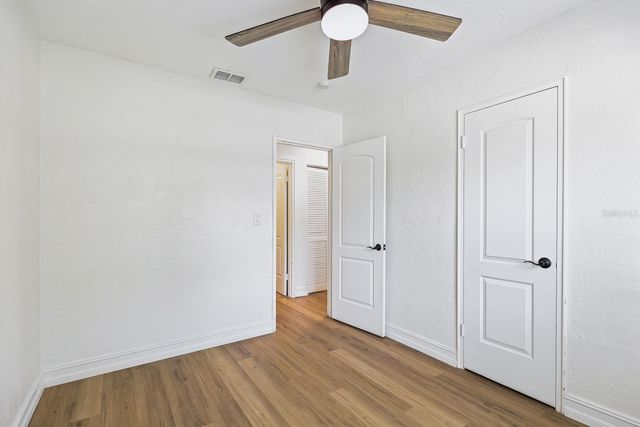 4006 S SHAMROCK ROAD, Tampa, FL 33611