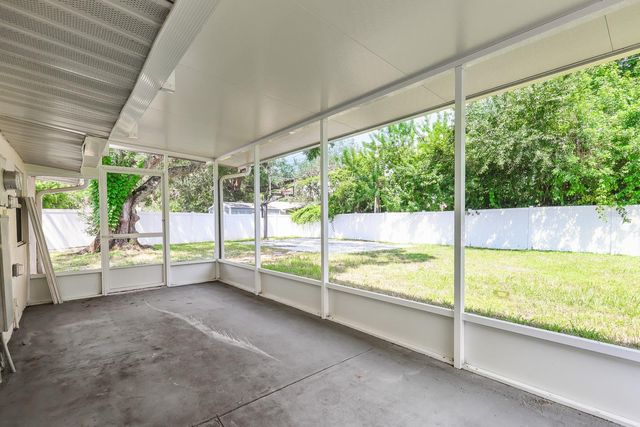 4006 S SHAMROCK ROAD, Tampa, FL 33611