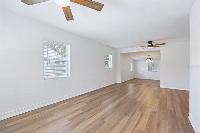 4006 S SHAMROCK ROAD, Tampa, FL 33611