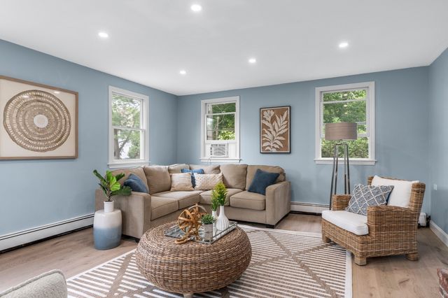26 Old Coach Rd, Cohasset, MA 02025