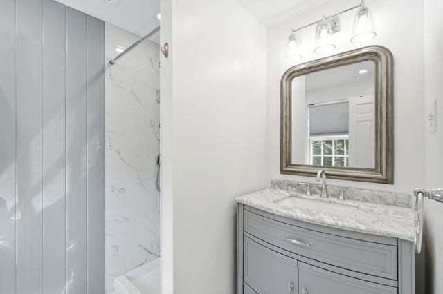 26 Old Coach Rd, Cohasset, MA 02025