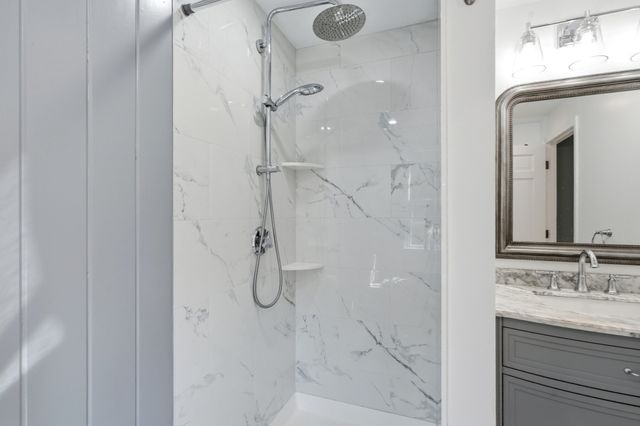 26 Old Coach Rd, Cohasset, MA 02025