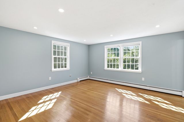 26 Old Coach Rd, Cohasset, MA 02025