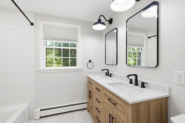 26 Old Coach Rd, Cohasset, MA 02025