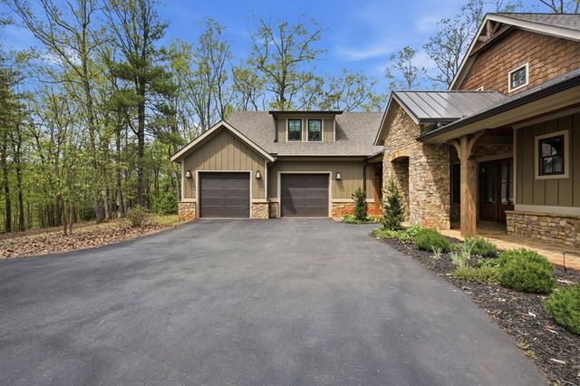 83 Summit Drive W, Big Canoe, GA 30143