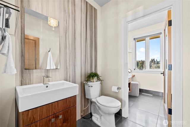 319 N 10th Street, Tacoma, WA 98403