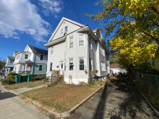137-139 Commonwealth Ave, Springfield, MA 01108