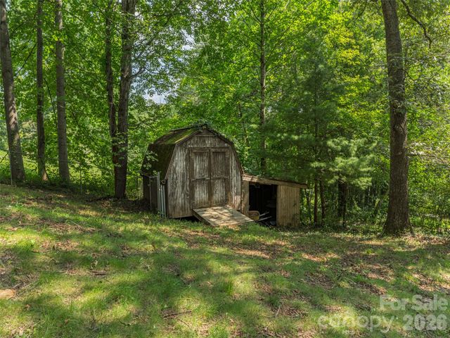 45 James Drive, Leicester, NC 28748