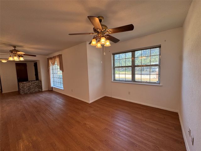 520 Crestwood Drive, Eastland, TX 76448