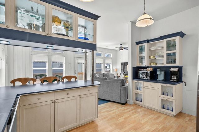 6001 - E5 S Kings Hwy., Myrtle Beach, SC 29575