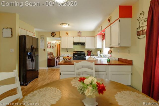 24567 Sherwood Road, Belleville, MI 48111