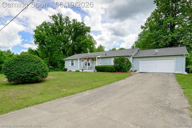 24567 Sherwood Road, Belleville, MI 48111