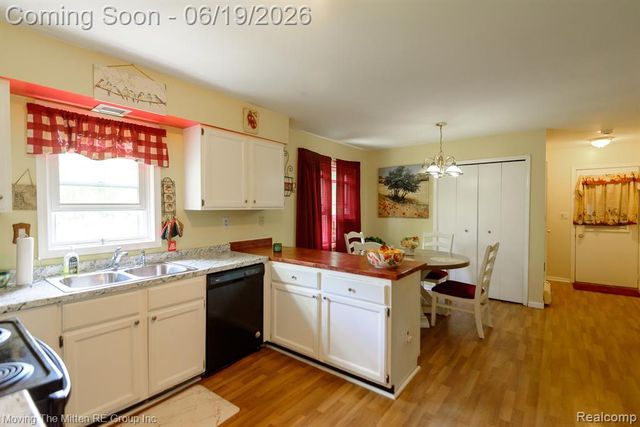 24567 Sherwood Road, Belleville, MI 48111