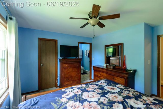 24567 Sherwood Road, Belleville, MI 48111