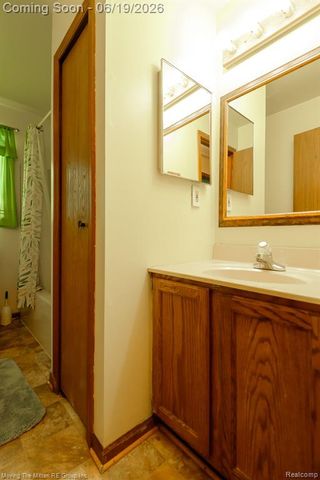 24567 Sherwood Road, Belleville, MI 48111