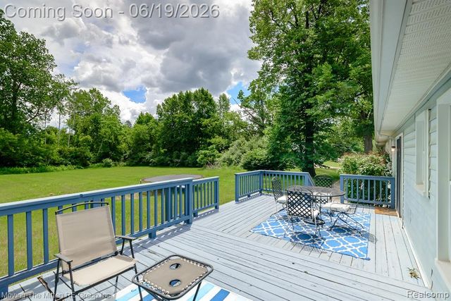 24567 Sherwood Road, Belleville, MI 48111