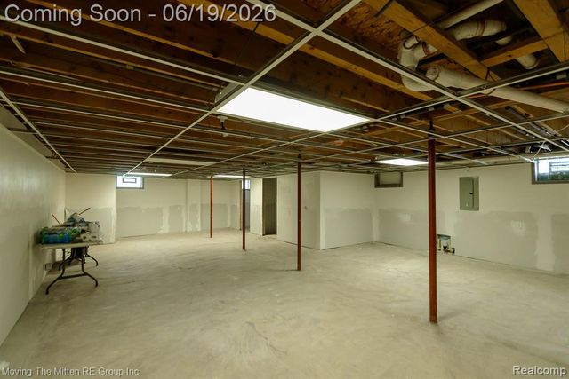 24567 Sherwood Road, Belleville, MI 48111