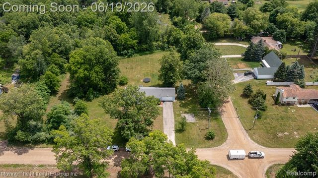 24567 Sherwood Road, Belleville, MI 48111