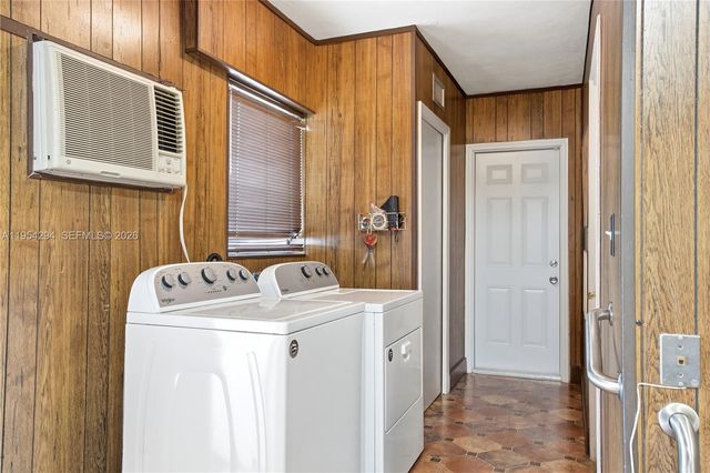 11505 N Bayshore Dr, North Miami, FL 33181