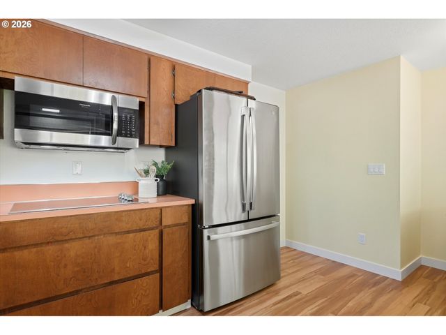 20195 S ATHENS Dr, Oregon City, OR 97045