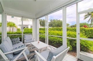 5964 Sand Wedge LN 301, Naples, FL 34110