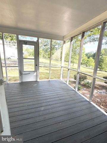 1523 COURTHOUSE RD, Stafford, VA 22554