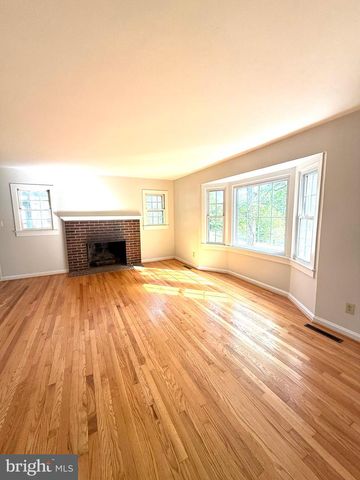 1523 COURTHOUSE RD, Stafford, VA 22554