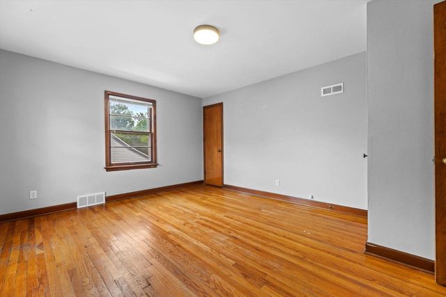 6405 W Clarke STREET, Wauwatosa, WI 53213
