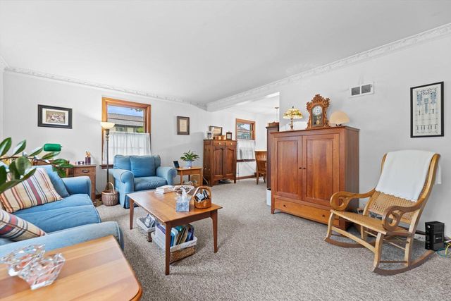 6405 W Clarke STREET, Wauwatosa, WI 53213