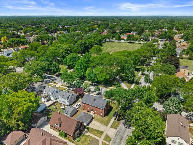 6405 W Clarke STREET, Wauwatosa, WI 53213