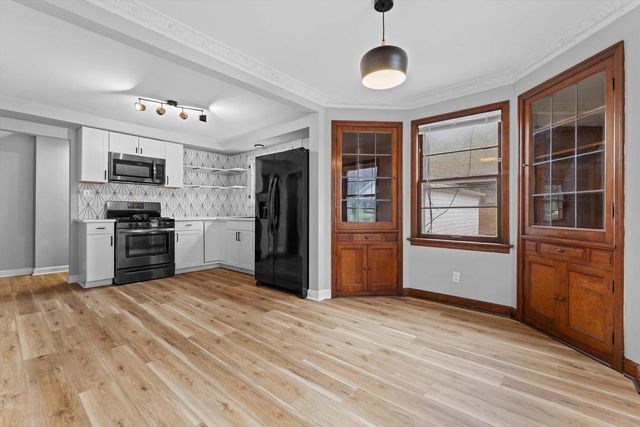 6405 W Clarke STREET, Wauwatosa, WI 53213