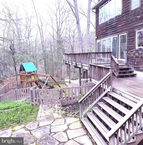 126 GILBERT CT, Edgewater, MD 21037