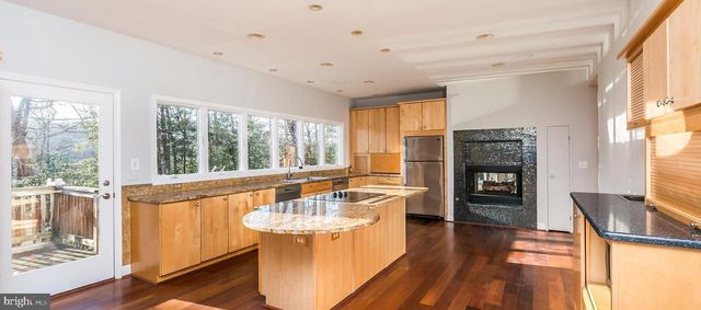 126 GILBERT CT, Edgewater, MD 21037