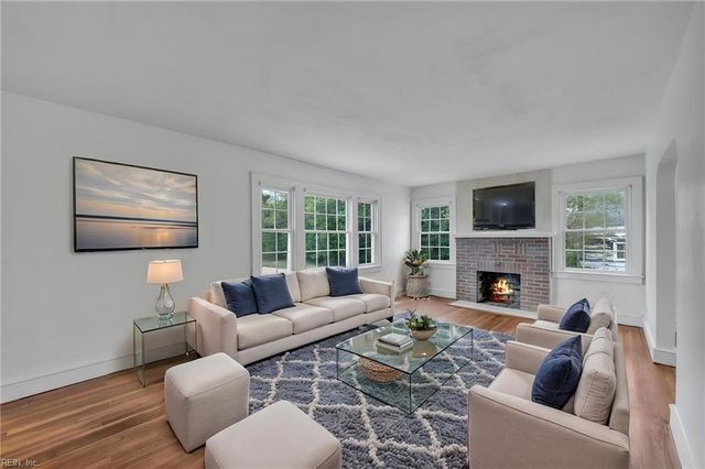 1263 W Queen ST, Hampton, VA 23669