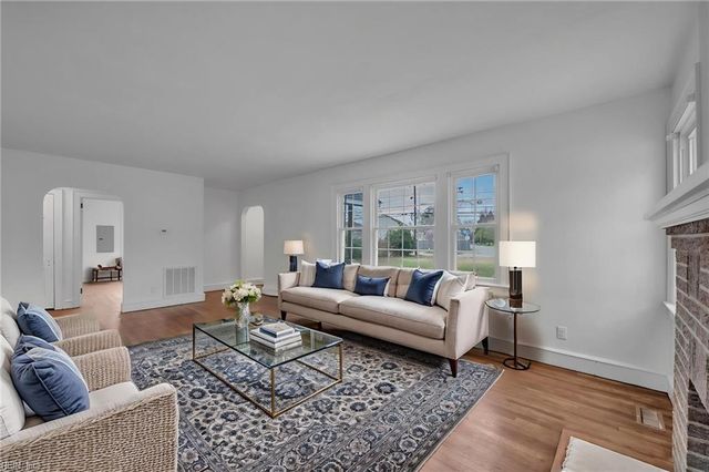 1263 W Queen ST, Hampton, VA 23669