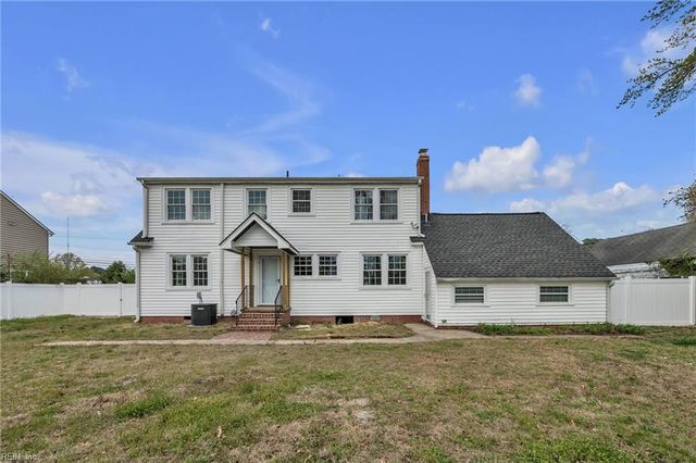 1263 W Queen ST, Hampton, VA 23669