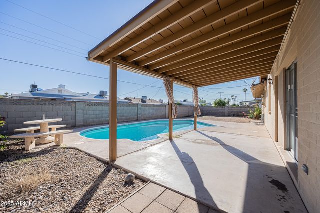 1239 E HERMOSA Drive, Tempe, AZ 85282