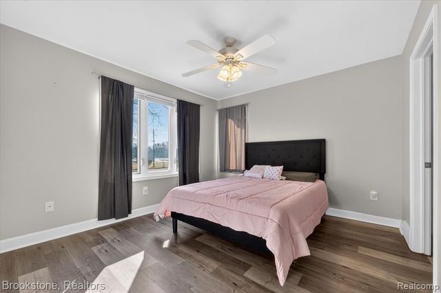 1980 Oakville Waltz Road, New Boston, MI 48164